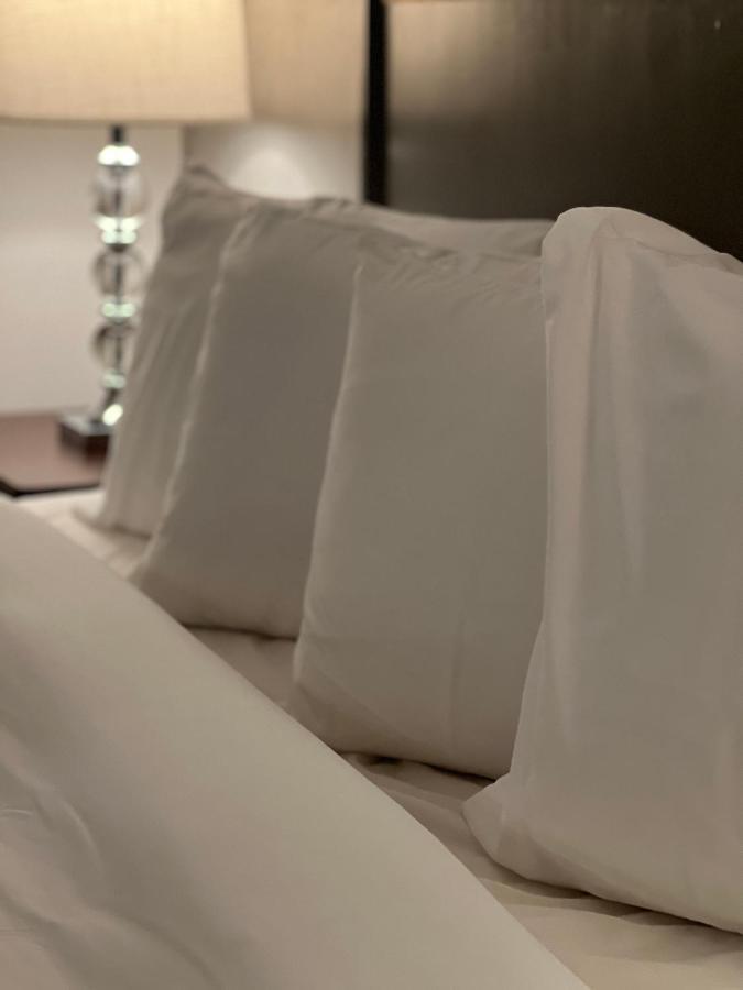 Chateau Suites Норристаун Экстерьер фото